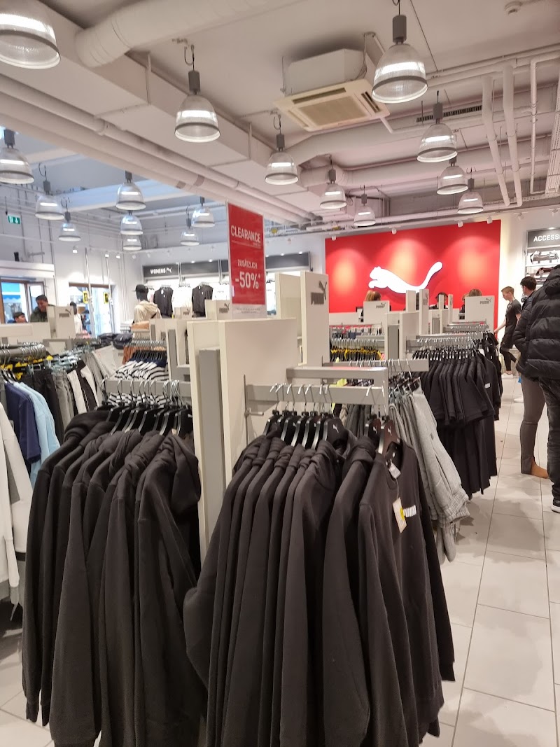 Landquart Fashion Outlet - Landquart - Switzerland - booked ai