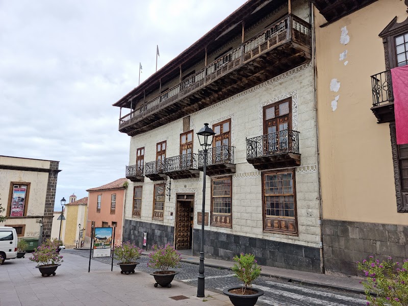 Visit the Casa de los Balcones - La Orotava - Spain - booked ai