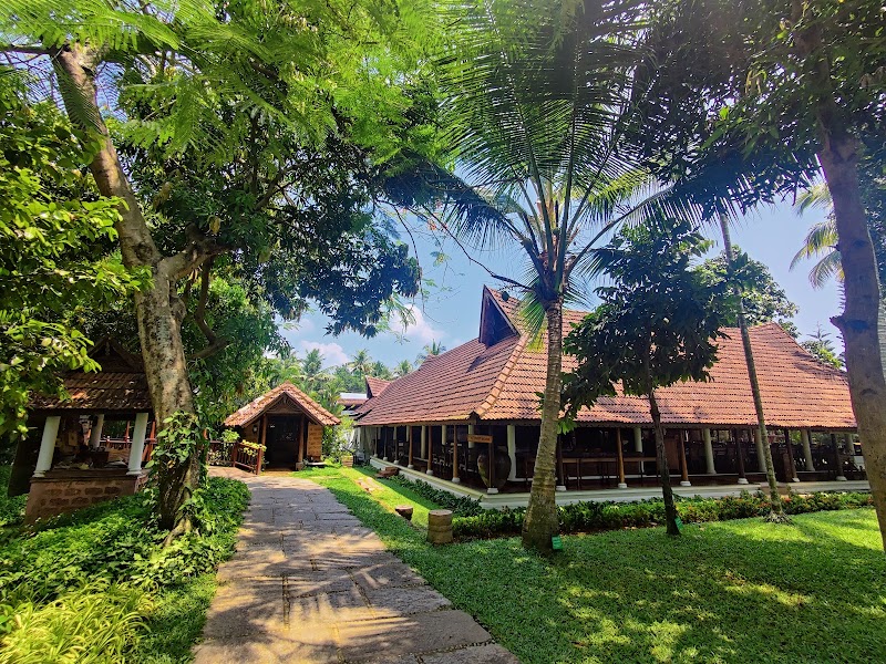 Ettukettu Restaurant Kumarakom Lake Resort - Kumarakom - India - booked ai