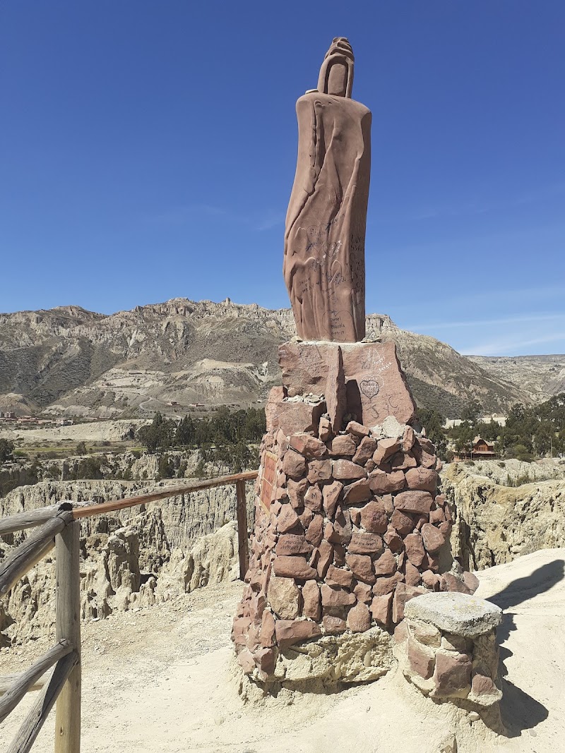 Visit Valle de la Luna (Valley of the Moon) - La Paz - Bolivia - booked ai