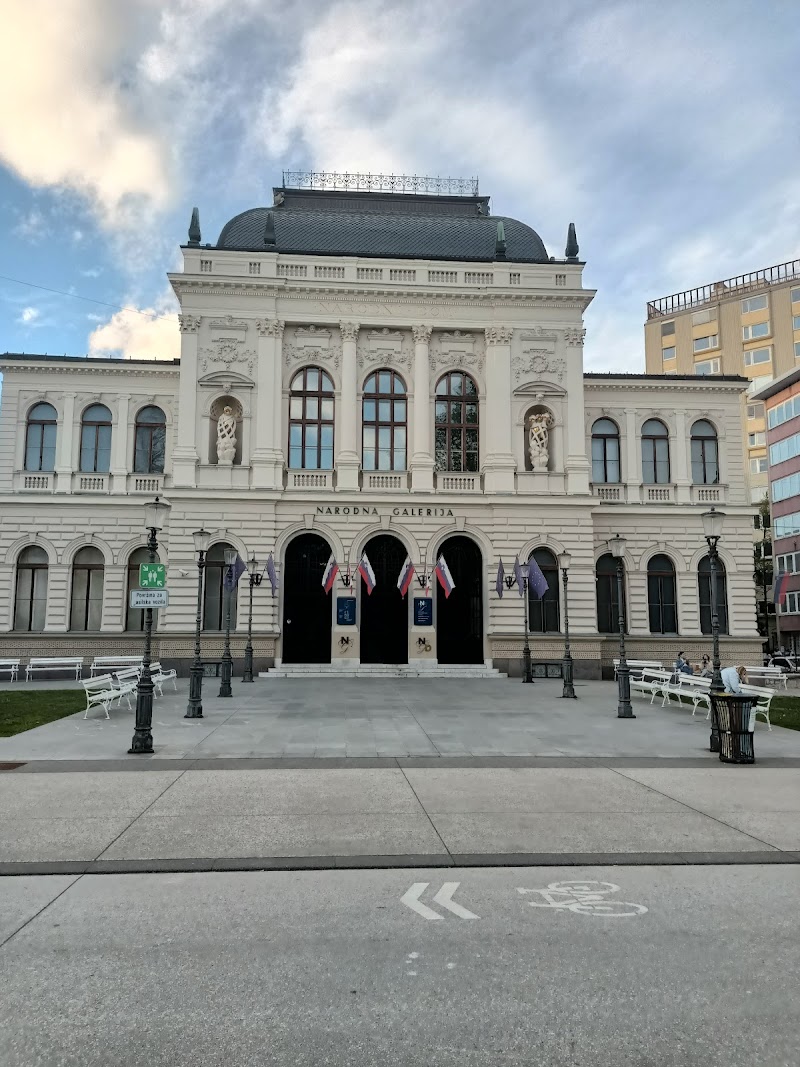 Visit Tivoli Park and the Museum of Modern Art - Ljubljana - Slovenia - booked ai