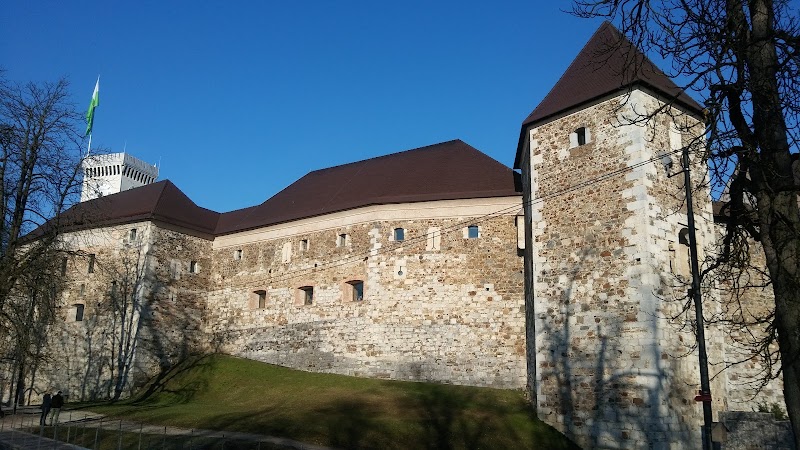 Explore Ljubljana Castle - Ljubljana - Slovenia - booked ai