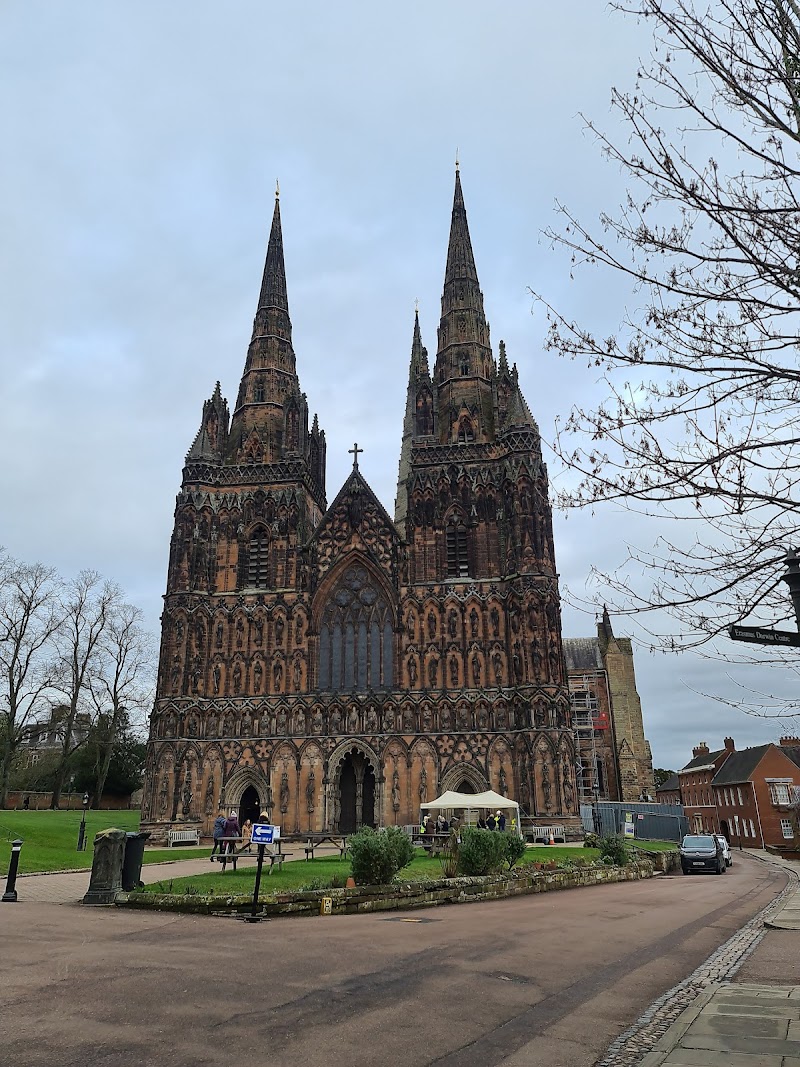 Lichfield Cathedral - Lichfield - United Kingdom - booked ai