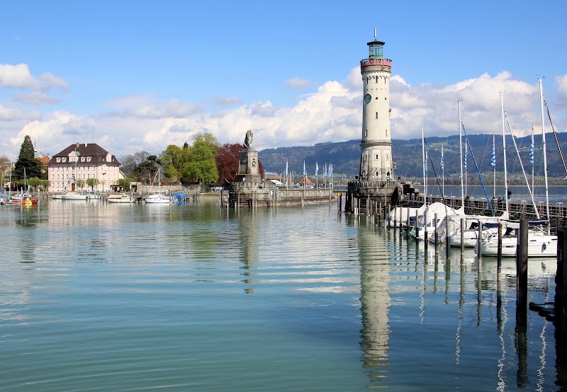 Visit the Lindau Lighthouse and Bavarian Lion Sculpture - Lindau - Germany - booked ai