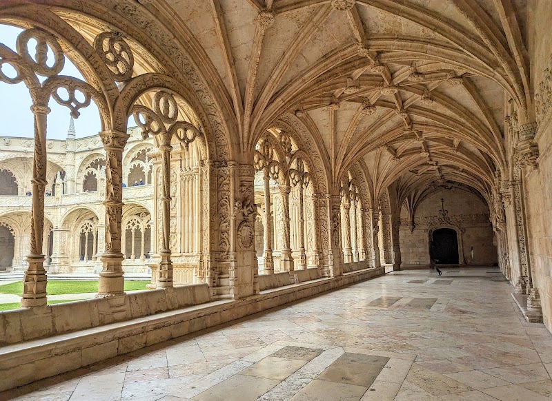 Visit Jerónimos Monastery - Lisboa - Portugal - booked ai