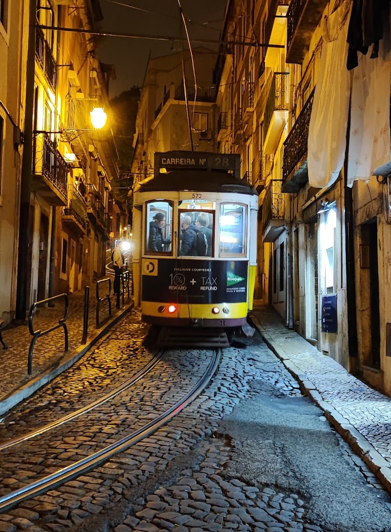 Ride Tram 28 through historic neighborhoods - Lisboa - Portugal - booked ai