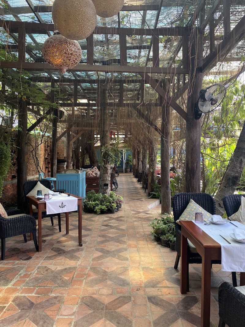 Manda de Laos - Luang Prabang - Laos - booked ai