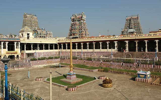 Visit Meenakshi Amman Temple - Madurai - India - booked ai