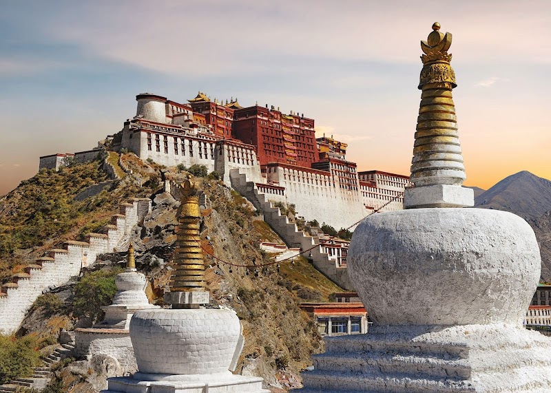 Visit the Potala Palace - Lhasa - China - booked ai