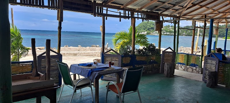 The Lobster Trap - Hopewell - Jamaica - booked ai