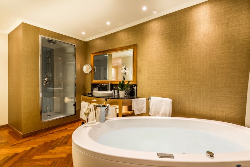 Restaurant Balances - Luzern - Switzerland - booked ai