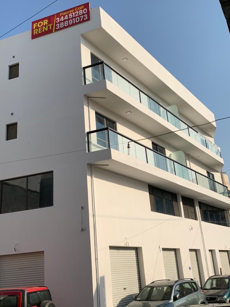 Shop and dine at Manama Souq - Manama - Bahrain - booked ai