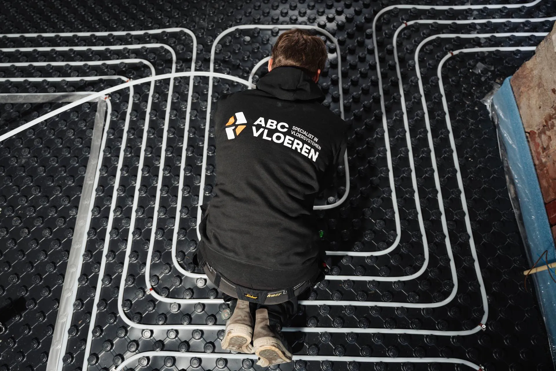 Wat kost een vloerverwarming? Alles wat je moet weten voor jouw project.