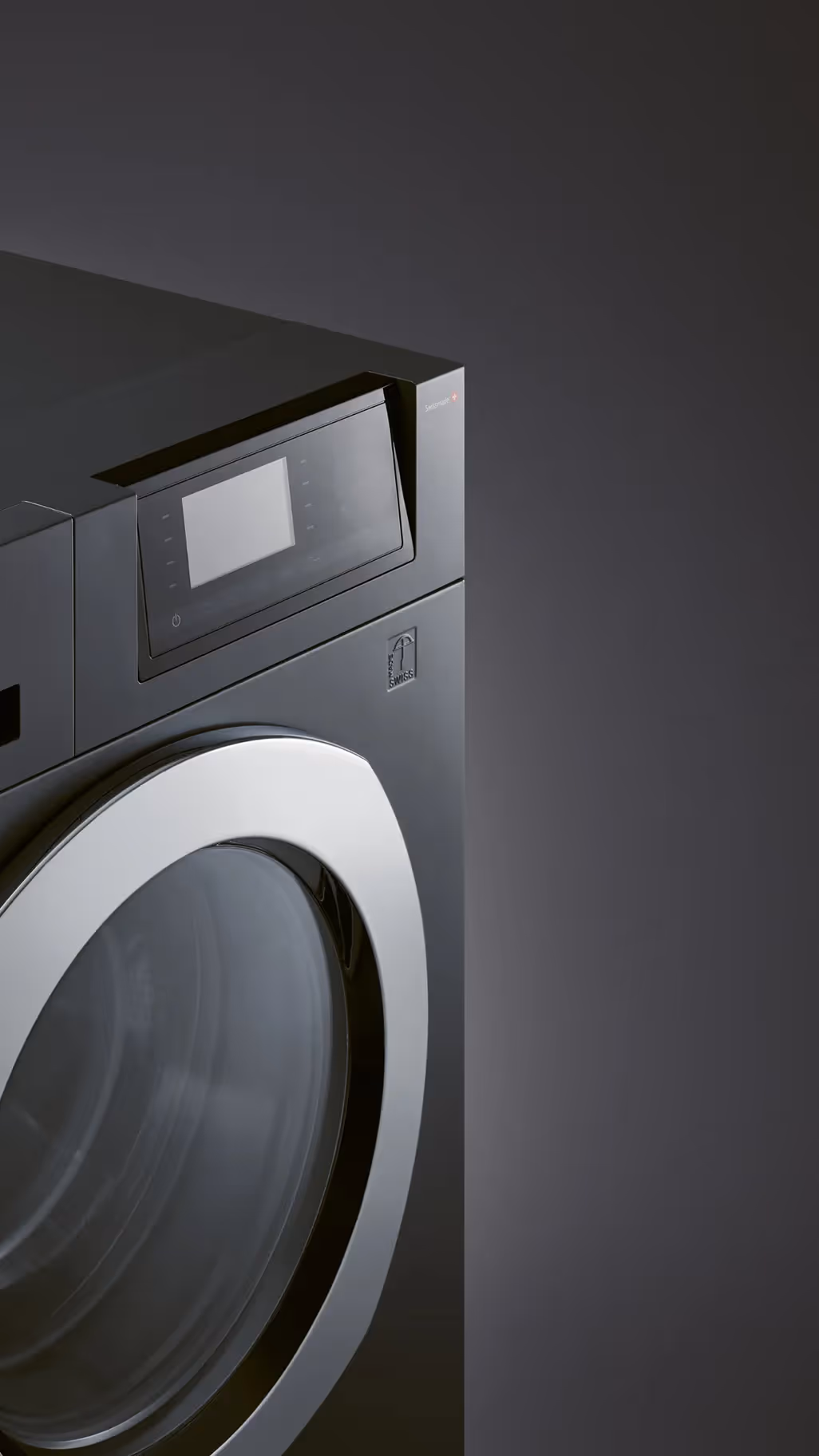 Schwarze Waschmaschine von Schulthess Hochformat – Werbeagentur Zürich