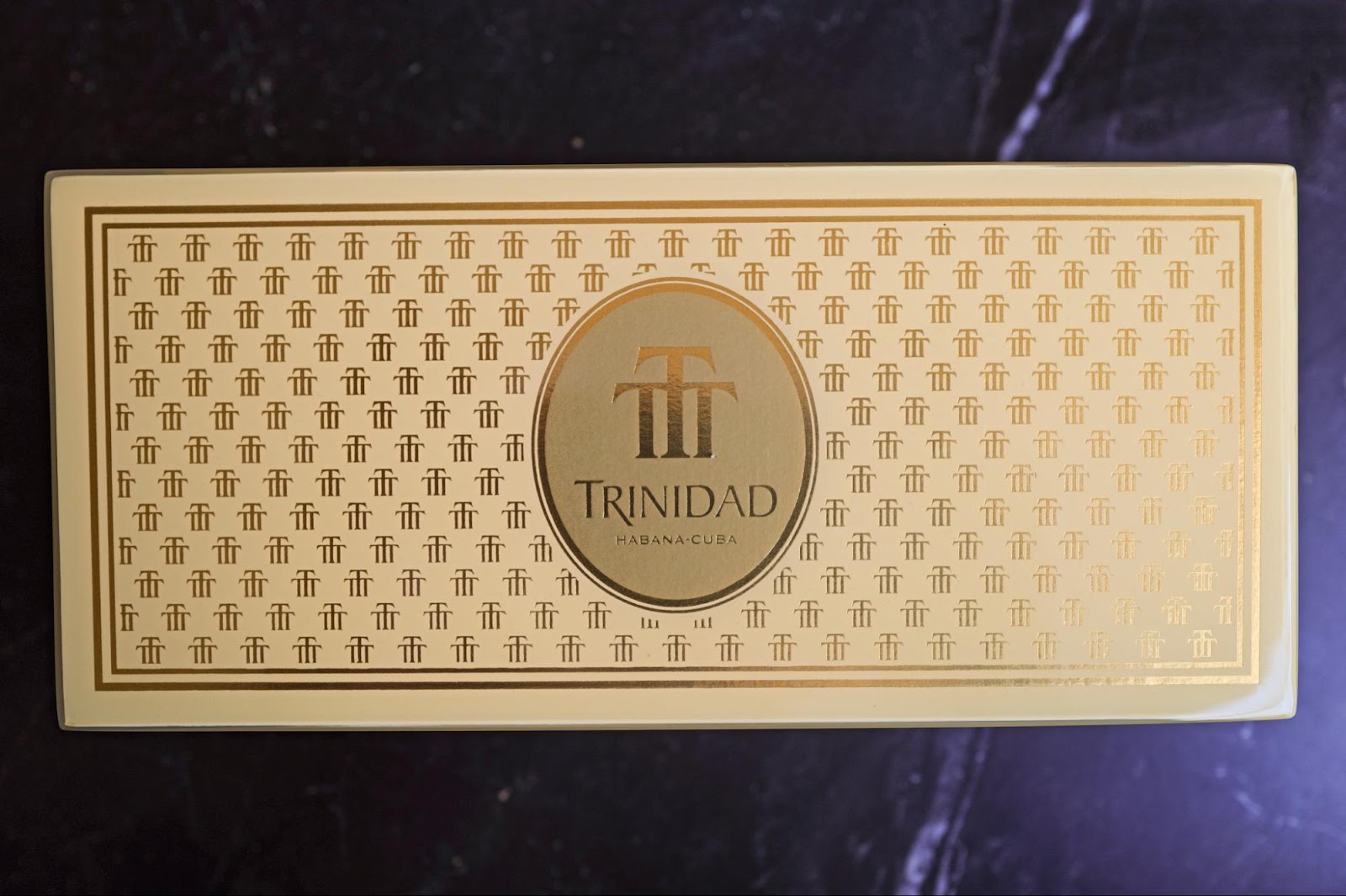 Robustos Extras Trinidad Presentation Box