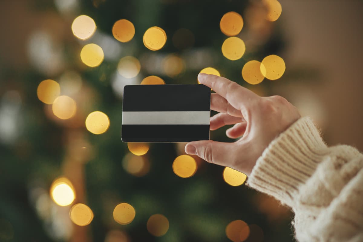 Cartes cadeaux en 2025 pour les CSE : les règles URSSAF à respecter