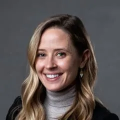 Sarah Headshot