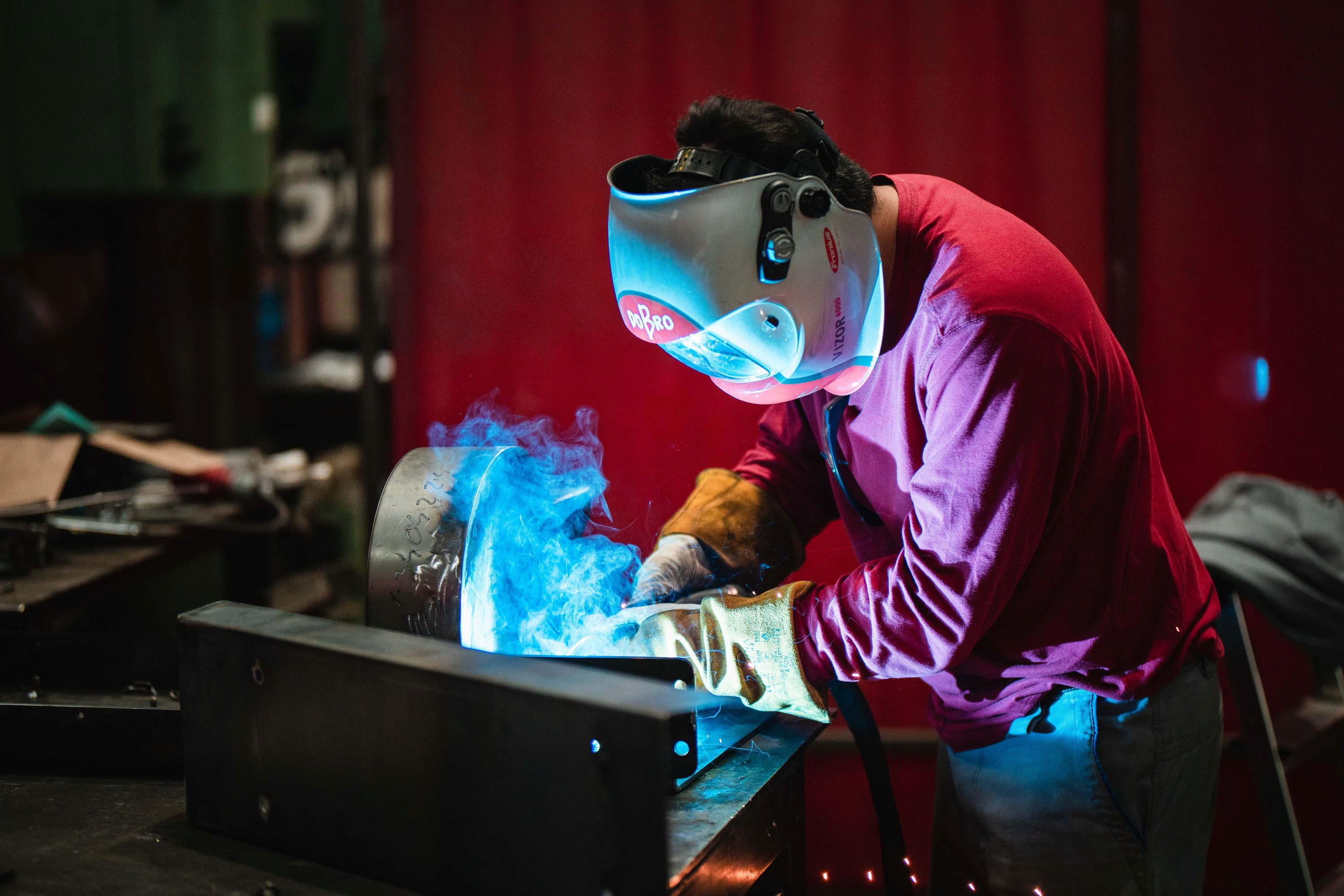 Metalna industrija - uloga HZZ-a i MUP-a u zapošljavanju stranih radnika