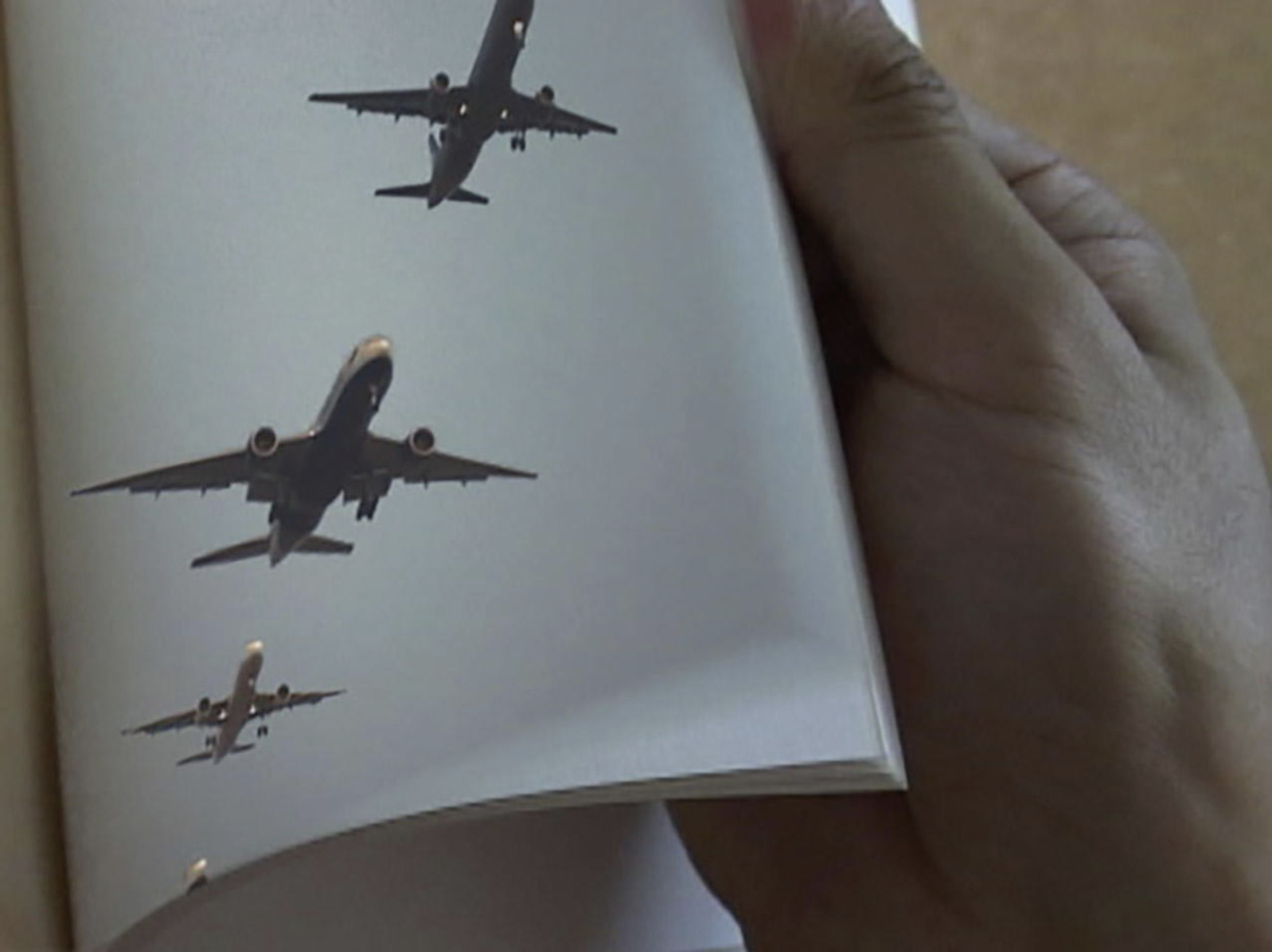 Sawa Hiraki, 'Airliner', 2003, film still, 3 min. Courtesy of Mori Art Museum.
