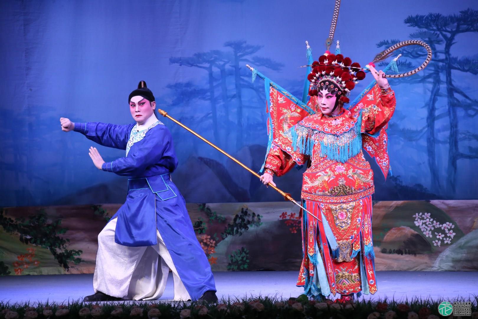 Image courtesy of Aroma Cantonese Opera Troupe.