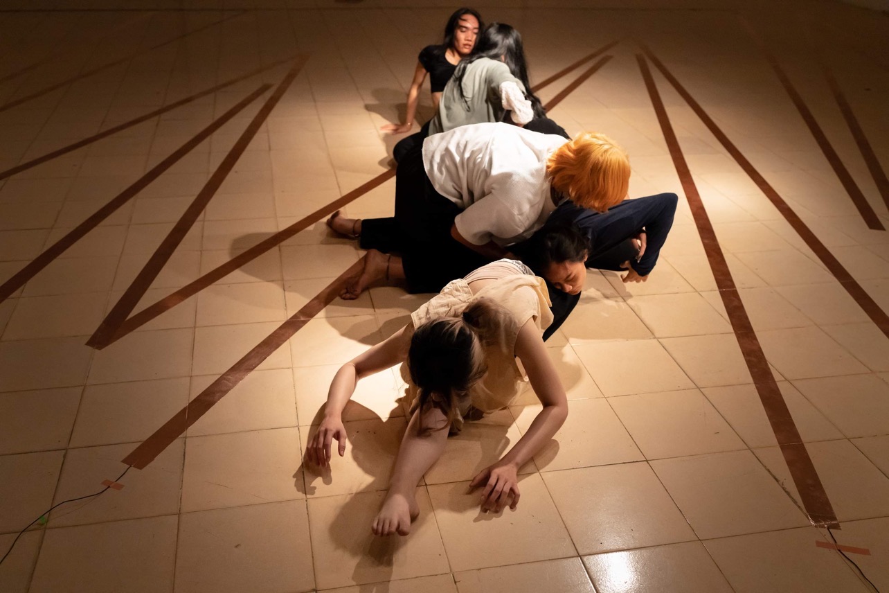 Nguyễn + Transitory, 'cham-cam,' 2024, Huế University of Arts, Huế, Vietnam. Photo by Đặng Hoàng Anh.