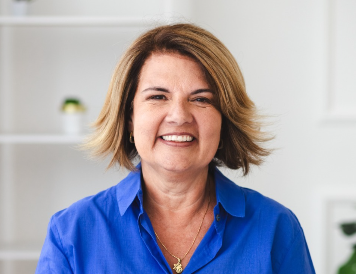 Mônica Simas