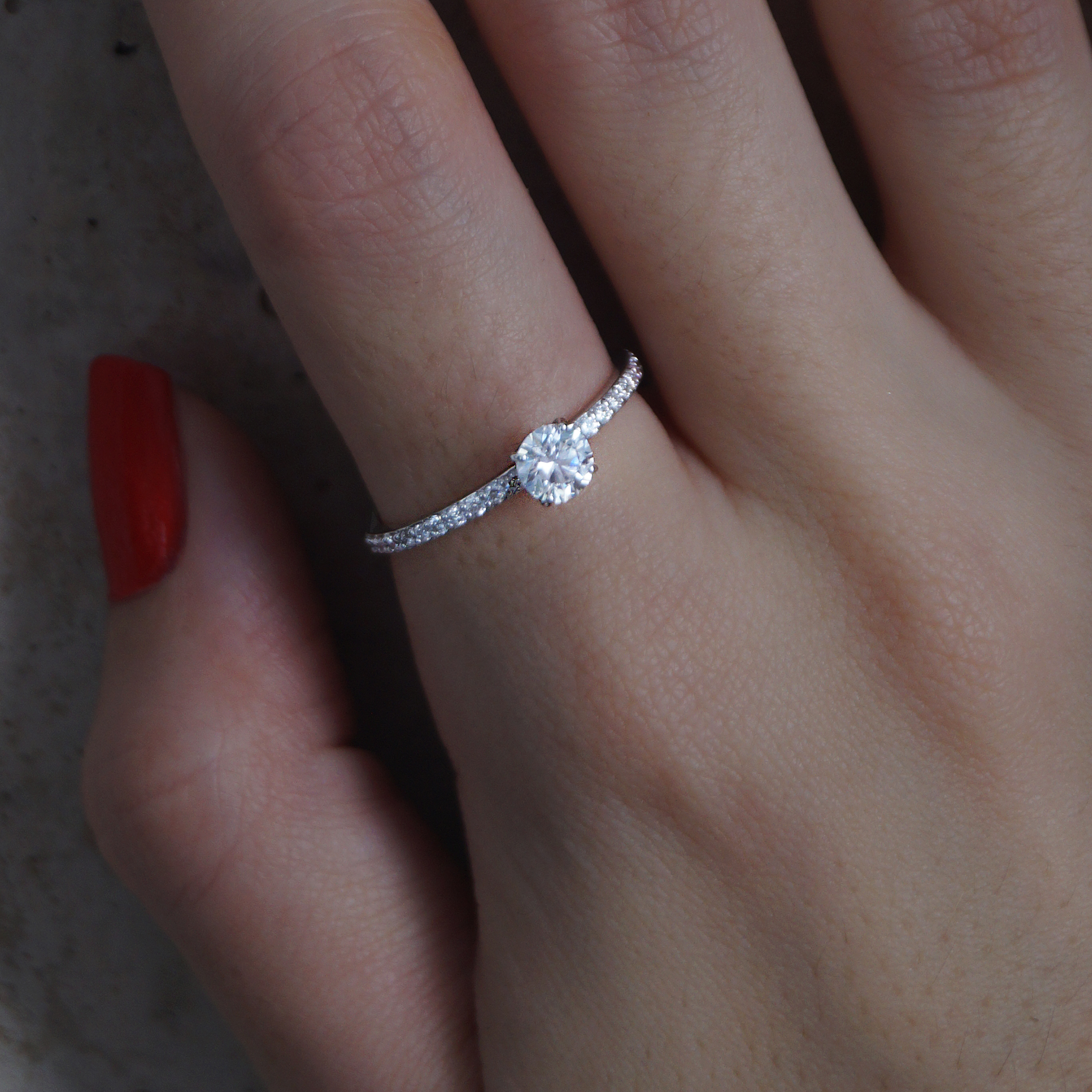 Special ring: white gold with 0.74ct diamonds