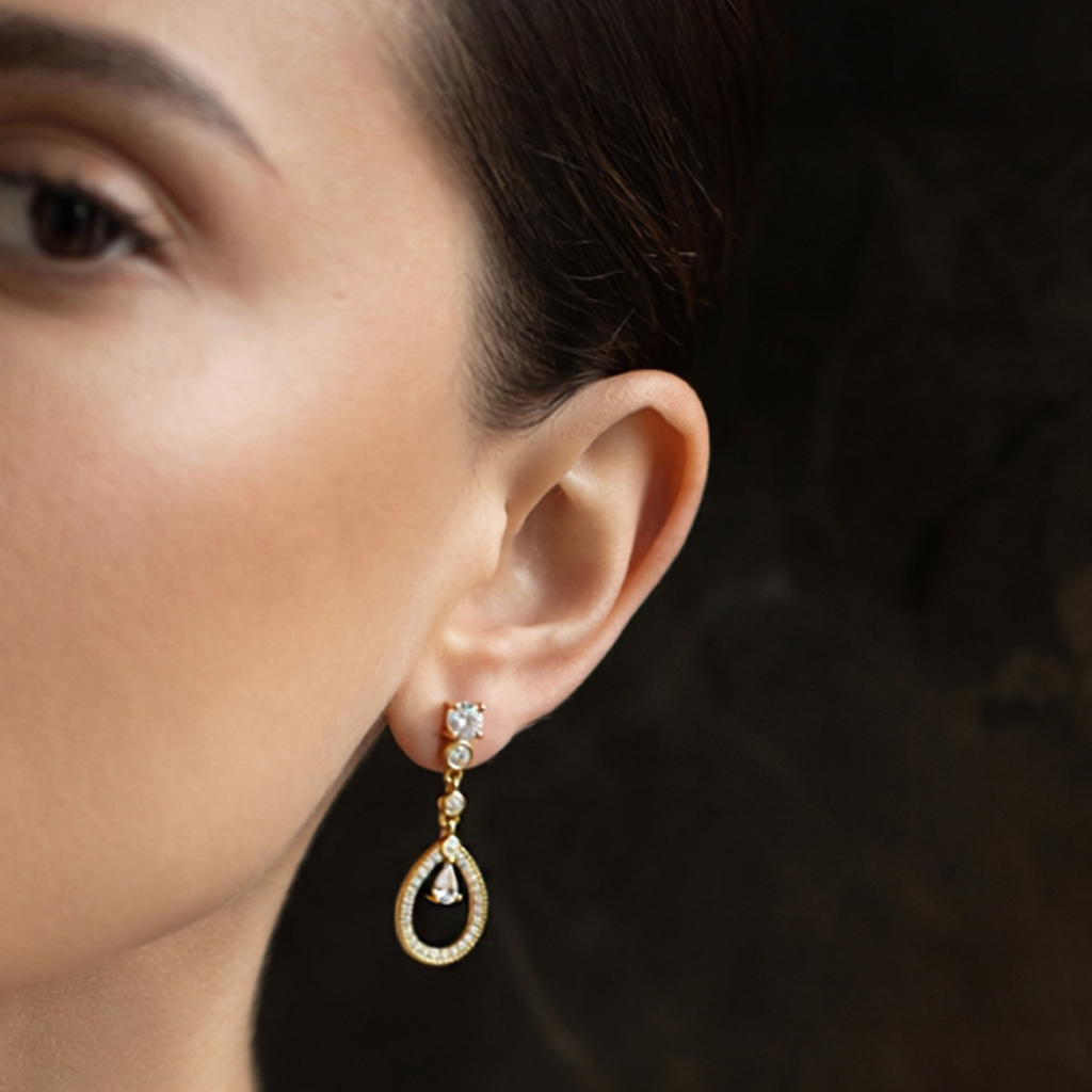 Grace earrings: 925 sterling silver 18 kt gold plated with zirconias