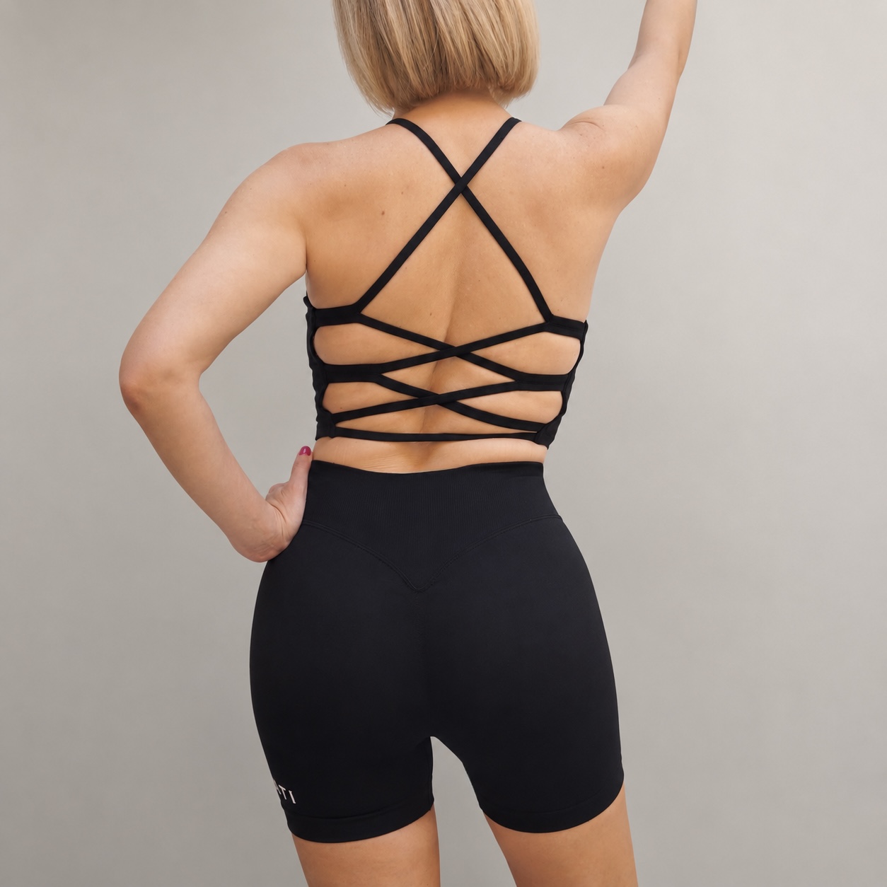Signature Sculpting Shorts | Black