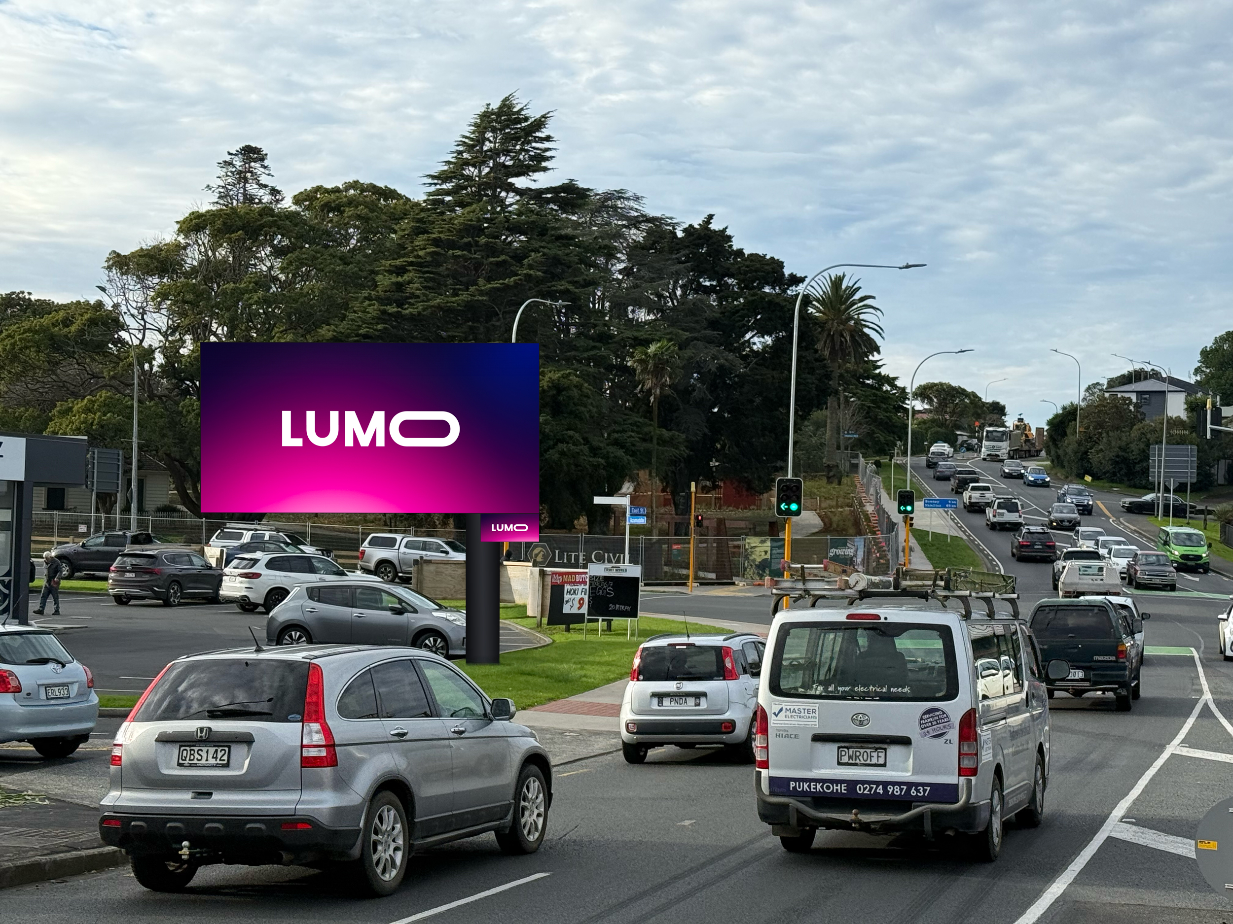 LUMO Digital Billboard, LUMO Pukekohe, 6x3m, Landscape, Digital Billboard