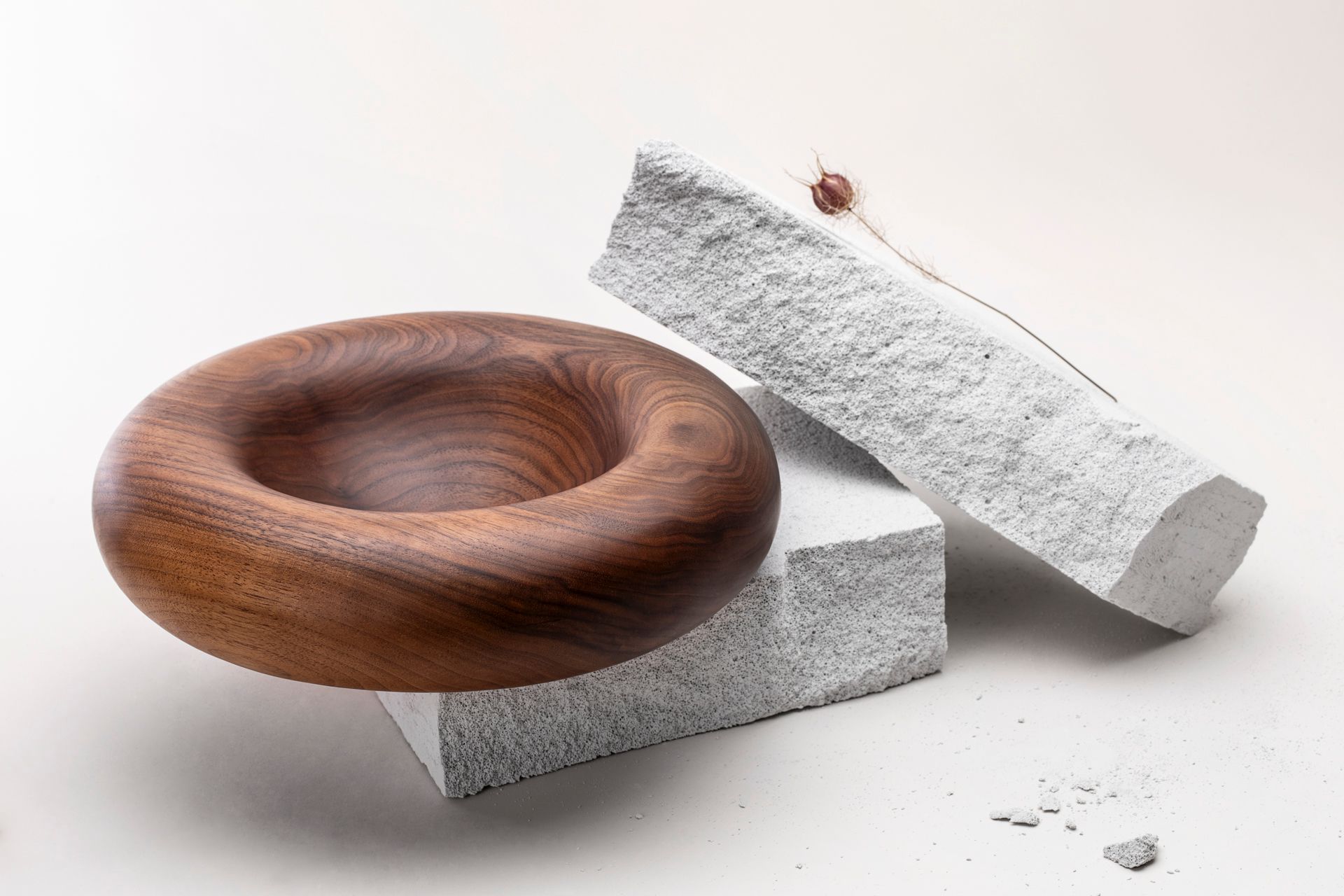 Sandblasted oak Twyrrl bowl, Anonymia
