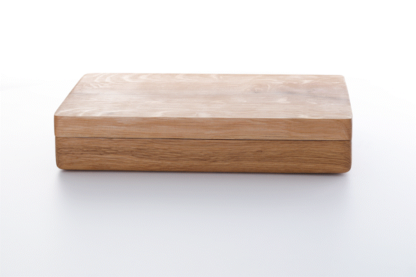 Animated close-up of oiled oak wood finish by Anonymia, alternate angle