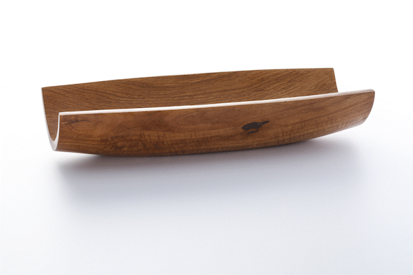 Animated close-up of oiled oak wood finish by Anonymia, in natural light