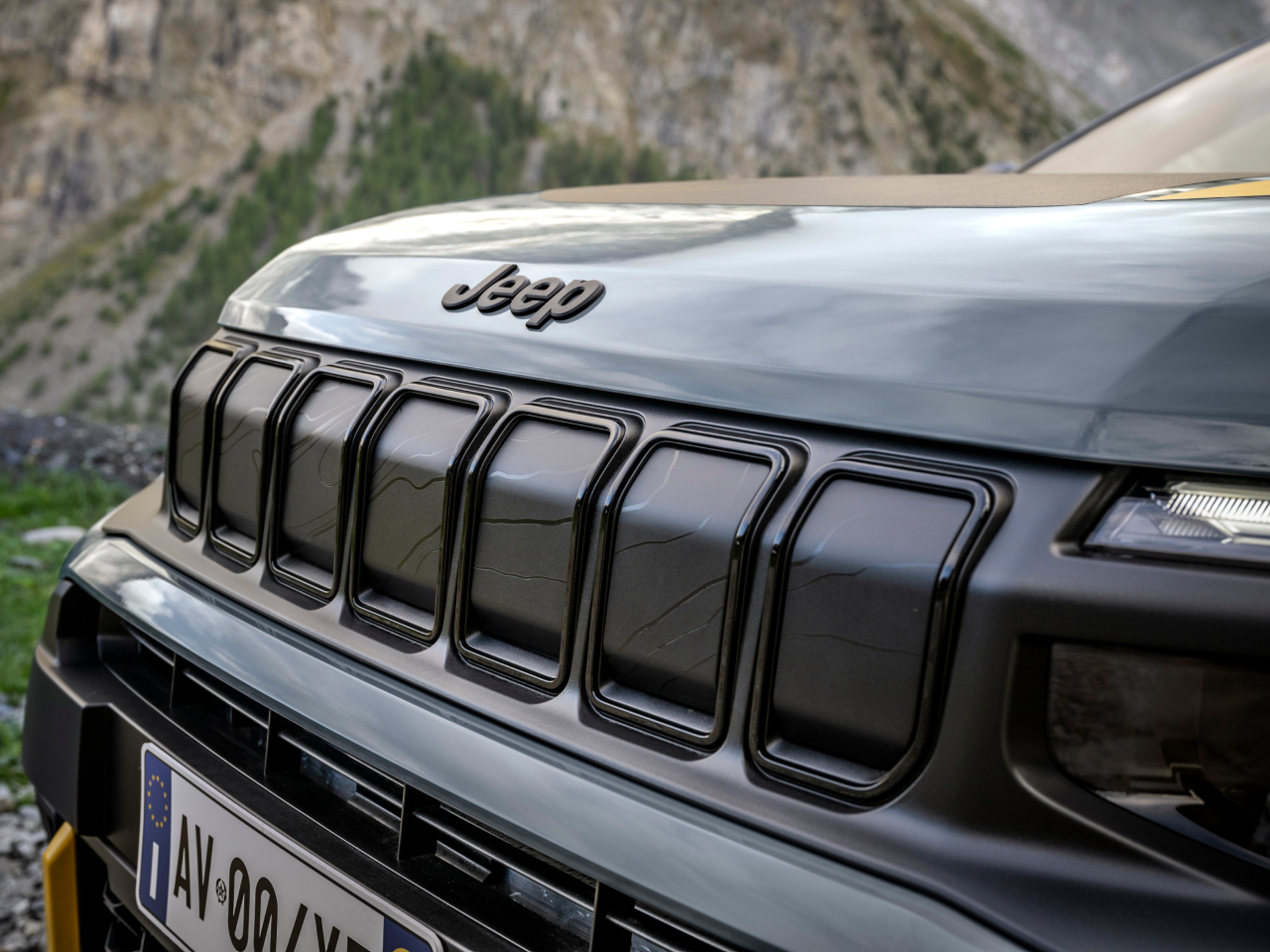 Jeep Avenger 4xe North Face – Front