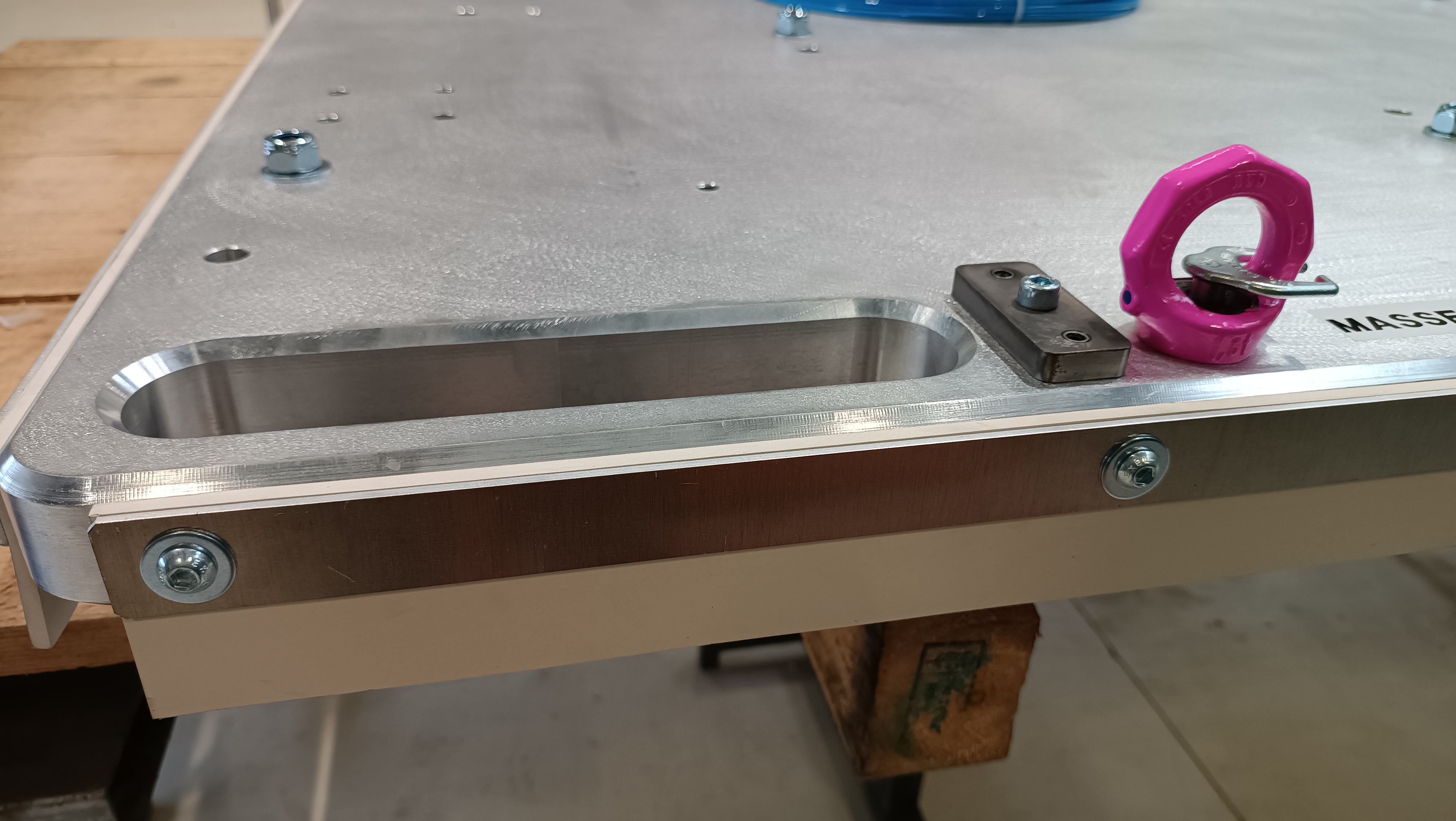 Mini palette support d’outillage sur mesure pour usinage dans le secteur aéronautique
