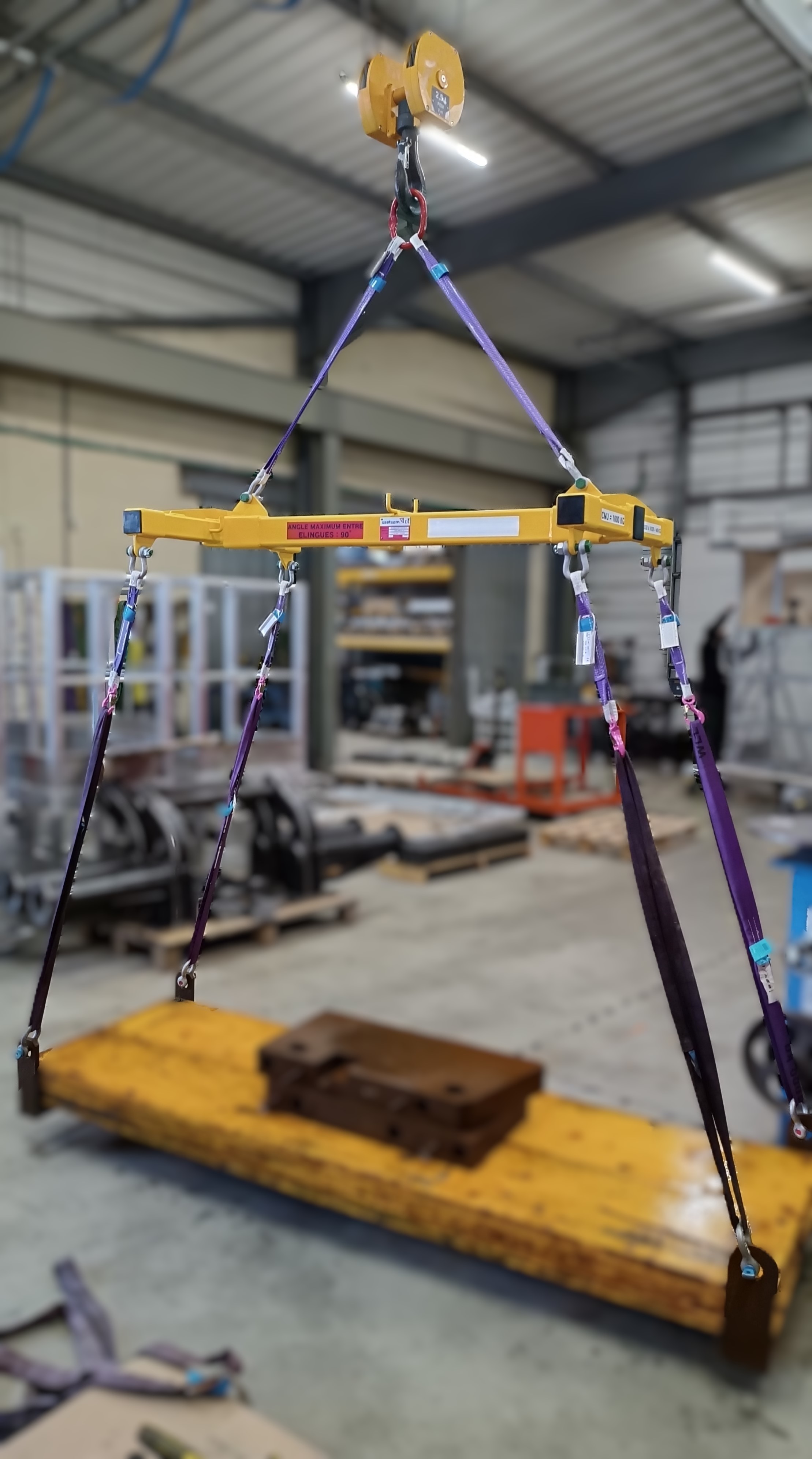 Palonnier en H réglable sur mesure pour manutention de mini-palettes aéronautiques