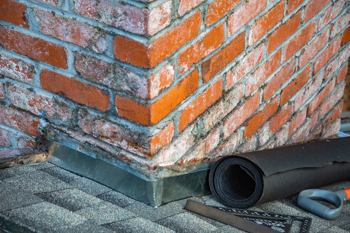 Featured image for the O'Neill Bowes article "Why Flashing Is the First Thing We Think About on a Coastal Cape Cod Build"