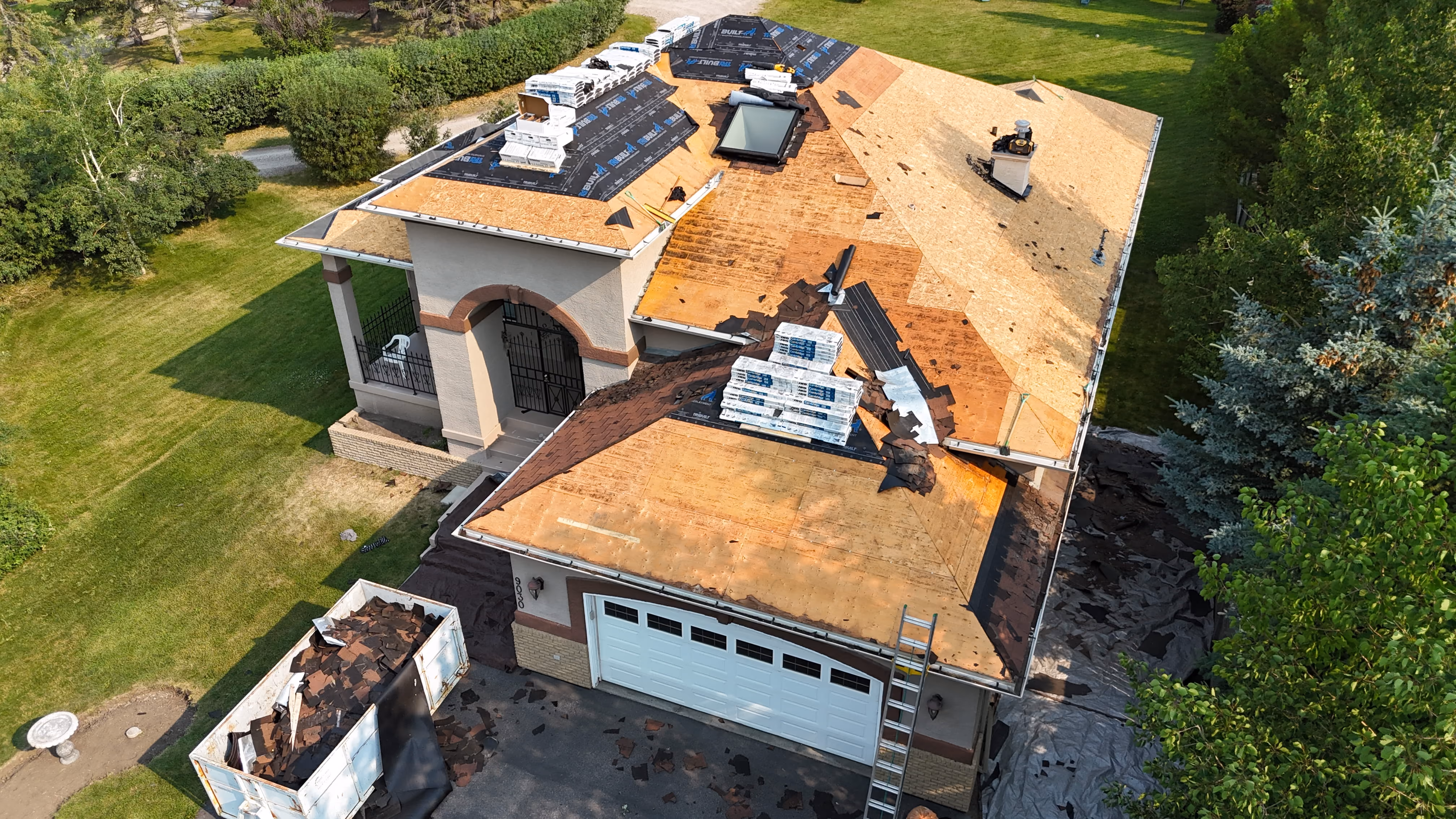 Before SW Roofing service