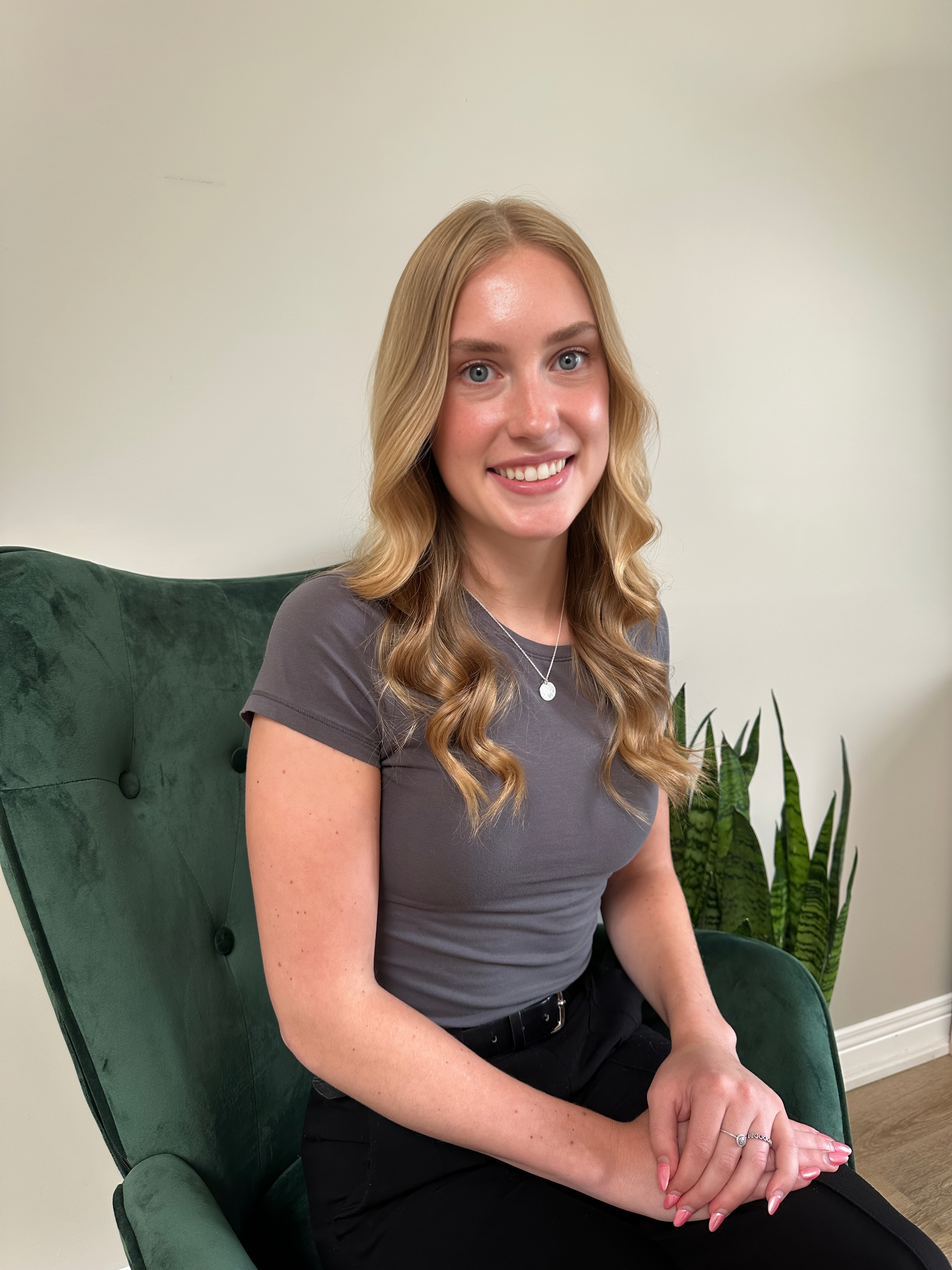 Receptionist Grace Manderson at Embark Physical Therapy & Wellness in Kitchener- Waterloo