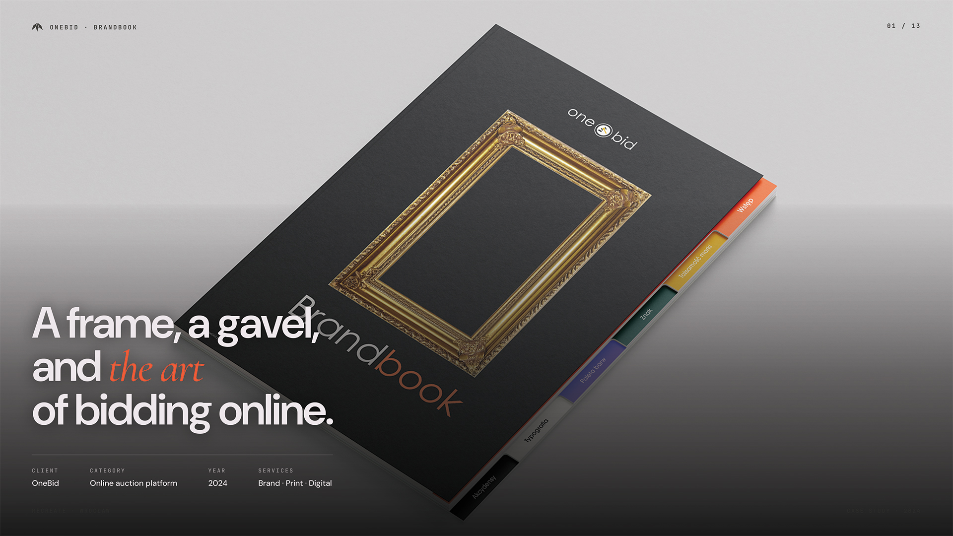 Identyfikacja wizualna OneBid — brandbook z logo platformy aukcyjnej online na okładce z złotą ramą. Branding dla e-commerce, studio graficzne Recreate Wrocław