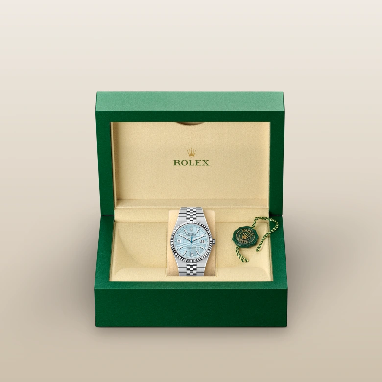Rolex Land-Dweller, M127336-0001 Presentation box
