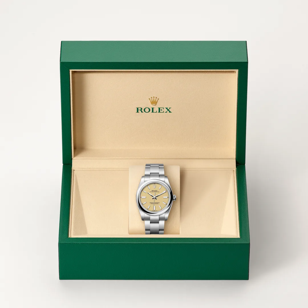 Rolex Oyster Perpetual, M124200-0007 presentation box