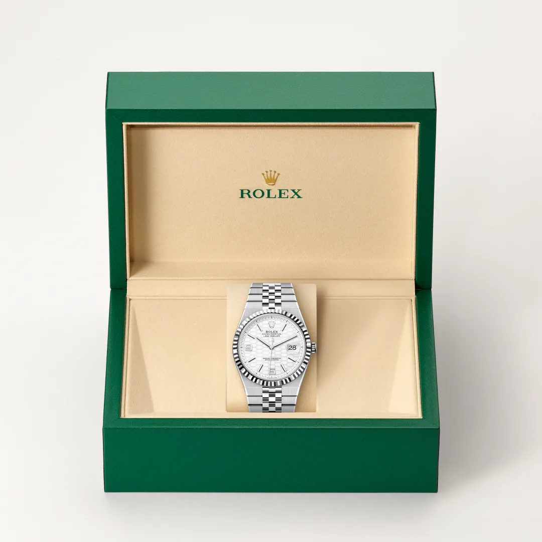 Rolex Land-Dweller M127334-0001 presentation box