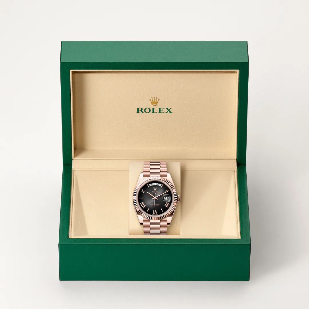 Rolex Day-Date, M228235-0055 presentation box