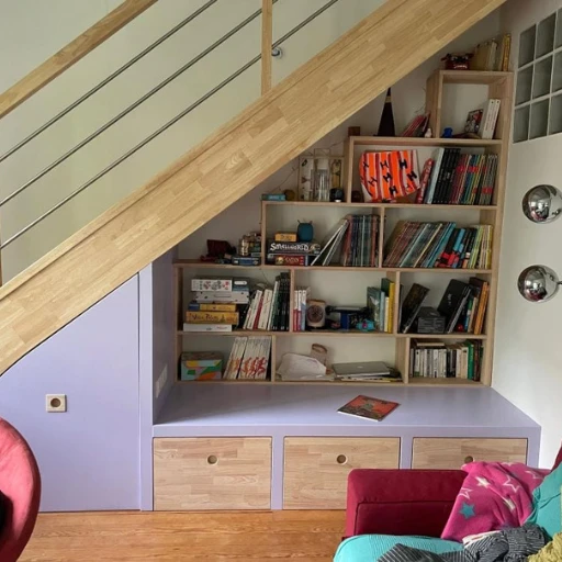 Meuble sur mesure sous escalier fabriqué à Toulouse