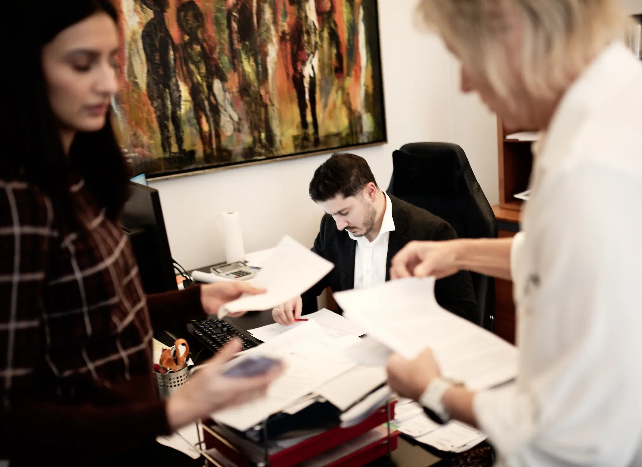 Ændret beskatning af investeringsselskaber og hedgeforeninger (lov vedtaget 17. maj 2005): lagerbeskatning hos ejerne og mulighed for at have investeringsbeviser i virksomhedsordningen.