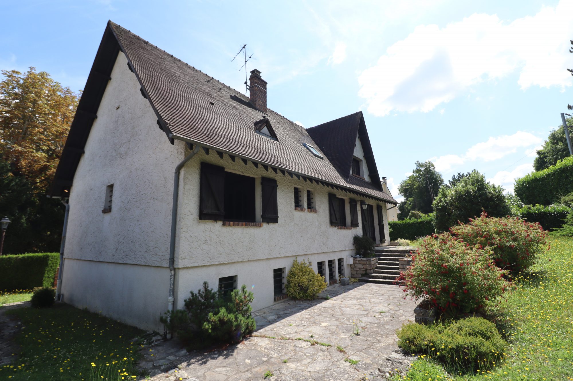 Images bien immobilier Louveciennes
