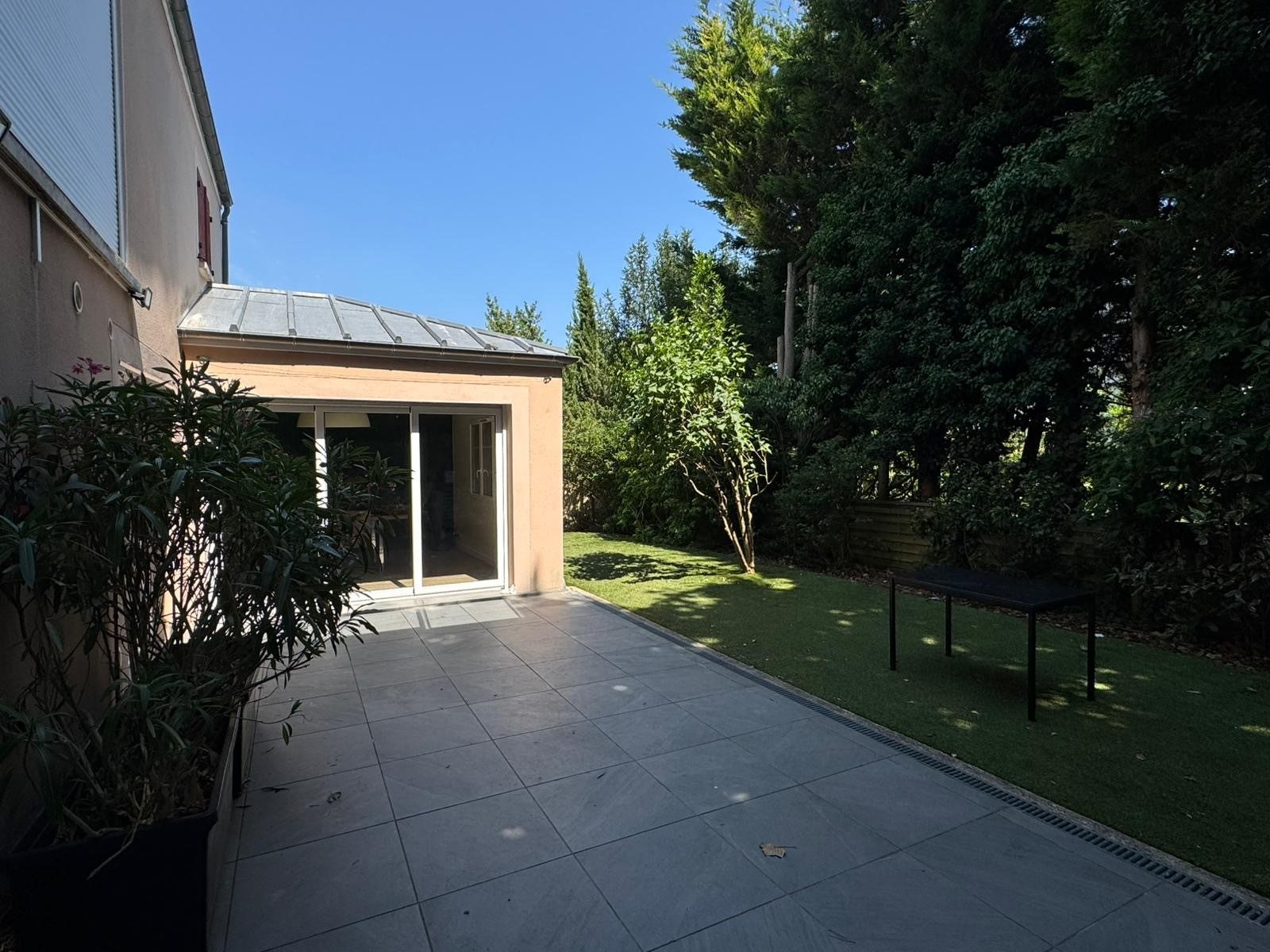 Images bien immobilier Nanterre