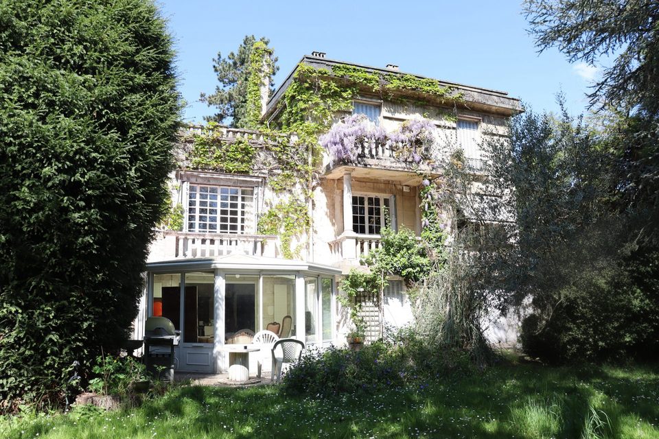 Charme de l'ancien | 238m² - Louveciennes