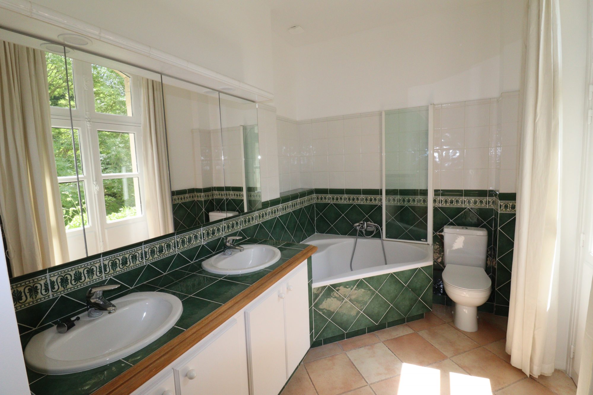 Images bien immobilier Louveciennes